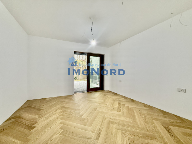Apartament la parter cu gradina privata,  în Foresti Sinaia 