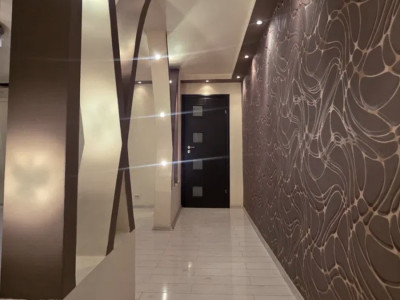 Vânzare apartament de 3 camere Drumul Taberei- Parc Moghioros 