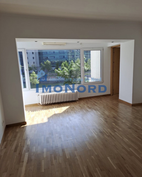 Vânzare apartament de 3 camere Unirii