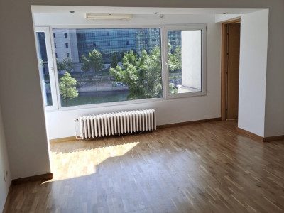 Vânzare apartament de 3 camere Unirii