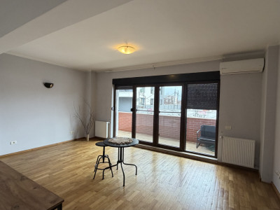 3 camere Băneasa – Sisești - 87 mp utili - loc parcare inclus 