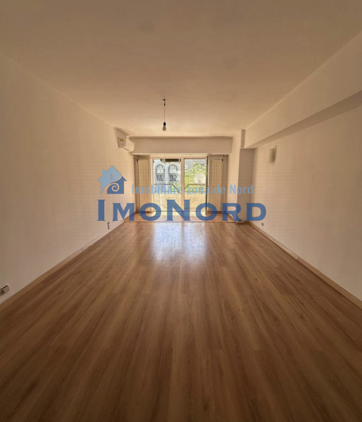 Vânzare apartament de 4 camere Decebal