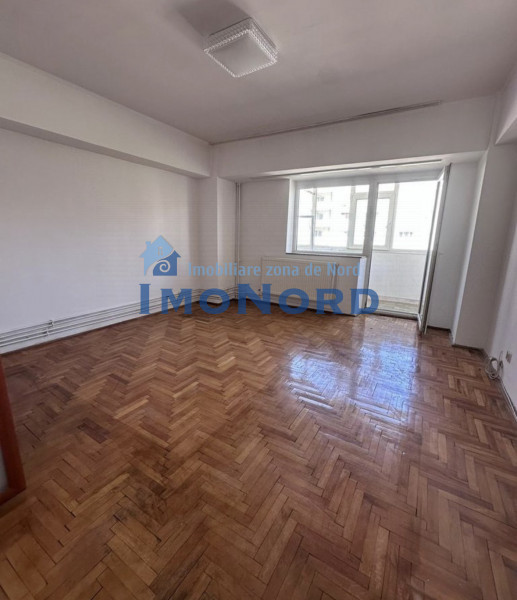 Vânzare apartament de 4 camere Decebal