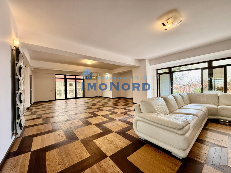 Penthouse Duplex cu vedere la Arcul de Triumf