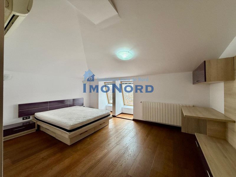 Penthouse Duplex cu vedere la Arcul de Triumf