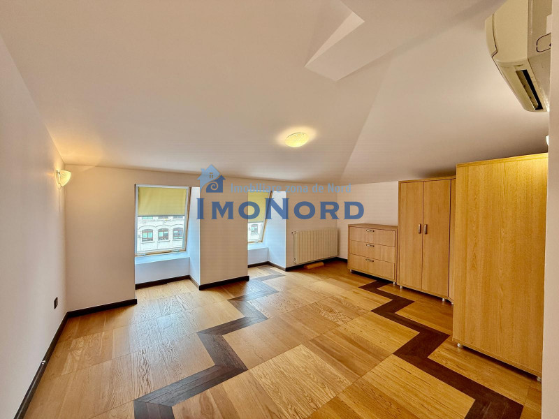 Penthouse Duplex cu vedere la Arcul de Triumf