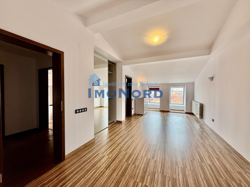 Penthouse Duplex cu vedere la Arcul de Triumf