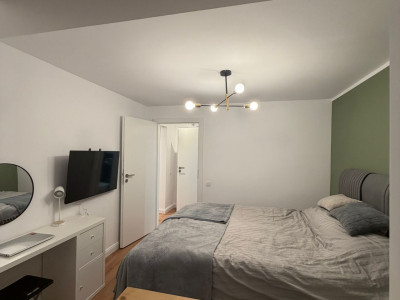Vânzare apartament de 2 camere Piața Victoriei 
