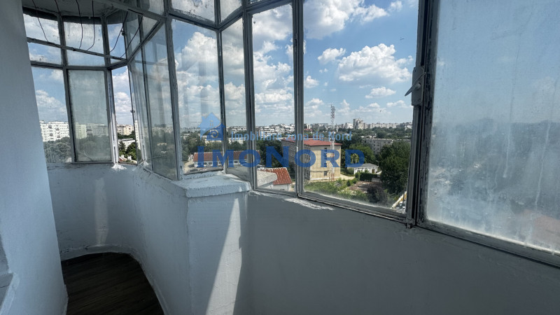 Vânzare apartament de 3 camere Brancoveanu