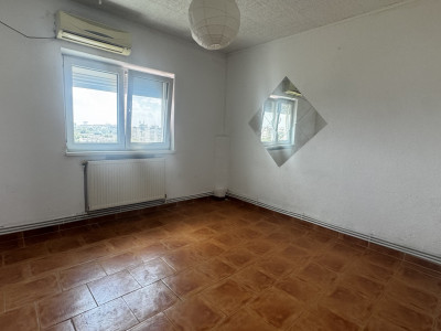 Vânzare apartament de 3 camere Brancoveanu