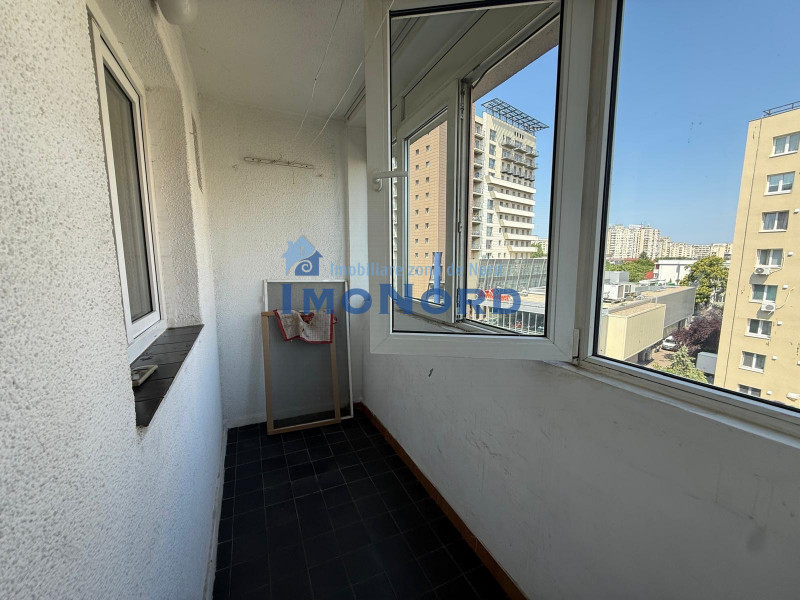 Vânzare apartament de 2 camere Piața Alba-Iulia Baba Novac 