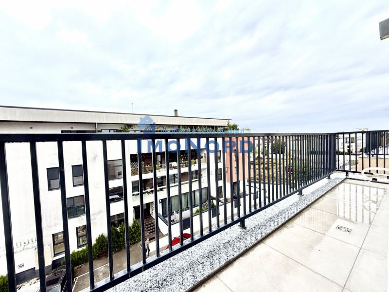 Penthouse,  cu terasa SUD