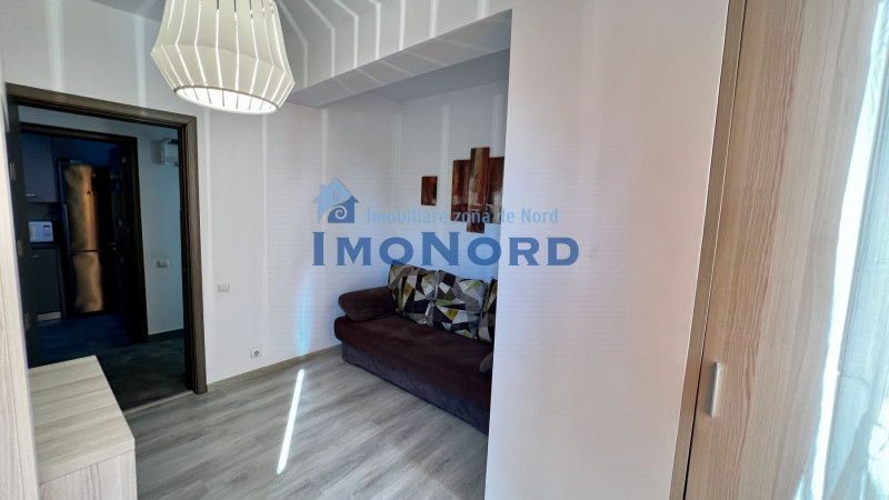 Pod Constanta - Mega Image, mobilat