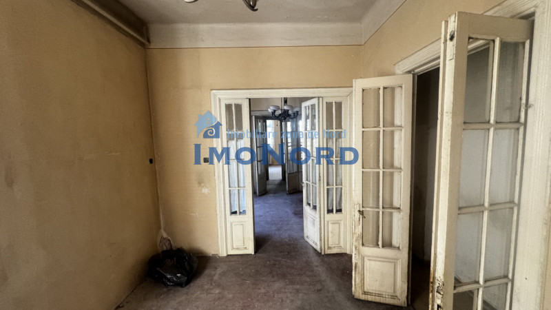 Vânzare apartament 3 camere vilă interbelică lângă Mall Vitan