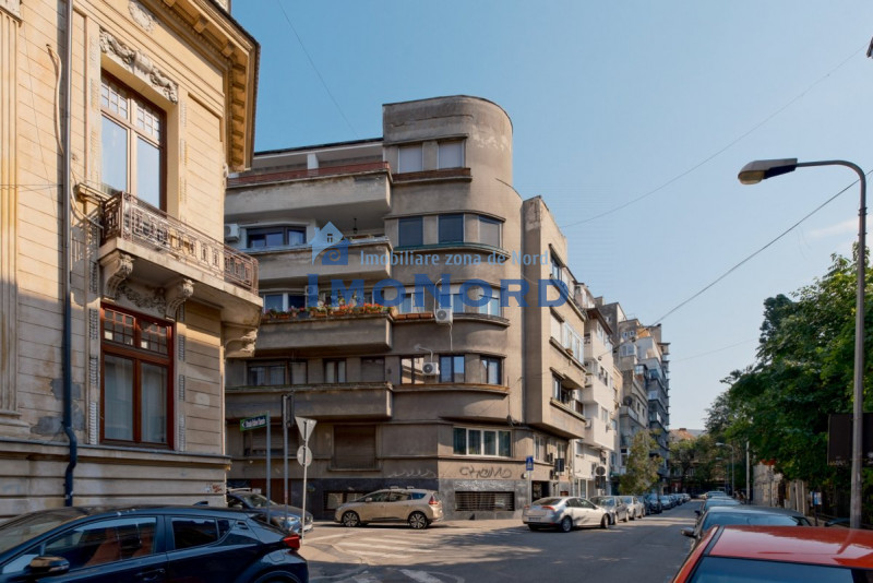 Armeneasca 144mp total, 5 camere si un garaj al tau