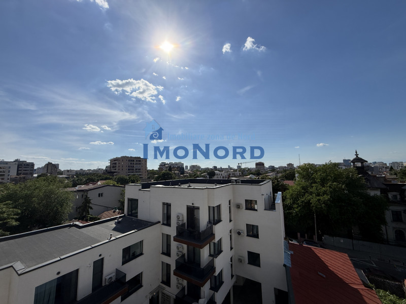 Penthouse cu terasa de 60mp, priveliste libera 360grade