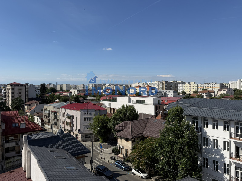 Penthouse cu terasa de 60mp, priveliste libera 360grade