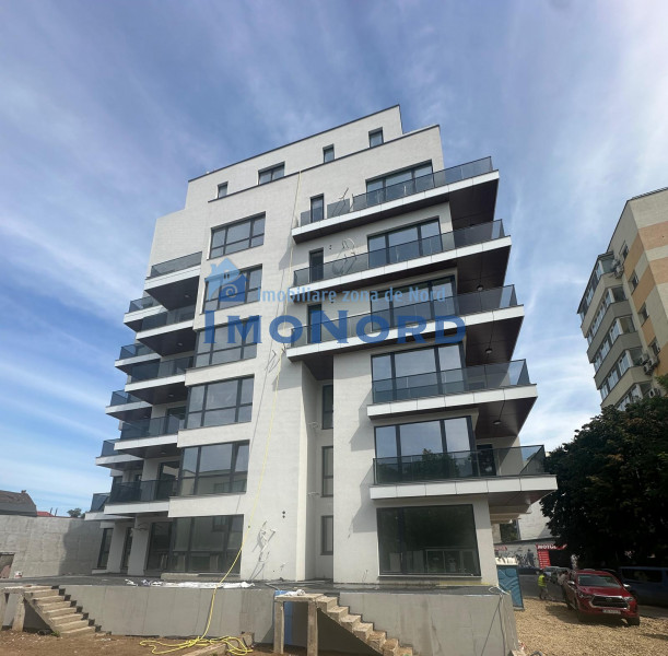 Centrul Capitalei, apartament cu 2 bai, etaj superior !