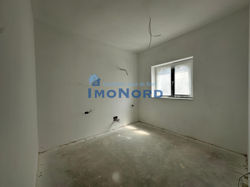 Centrul Capitalei, apartament cu 2 bai, etaj superior !