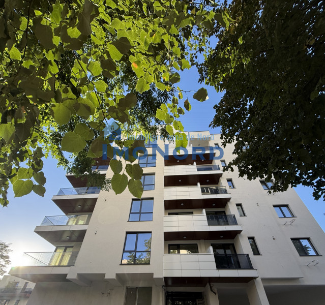 Centrul Capitalei, apartament cu 2 bai, etaj superior !