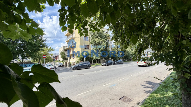 Apartament 237 mp  Barbu Văcărescu – Tei | Vedere Parcul Circului | Garaj 