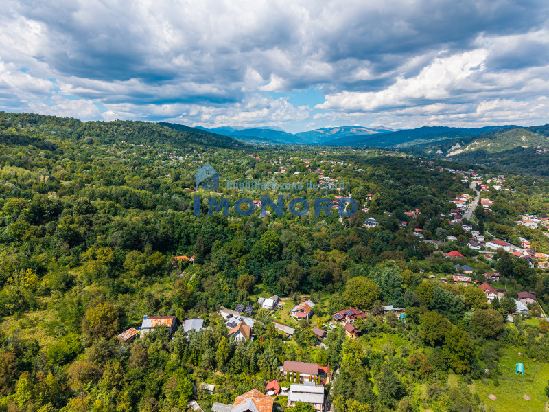Teren 3.886 mp, Breaza - Podu Vadului, 30 m deschidere la asfalt