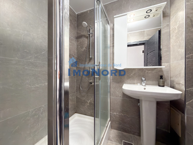Apartament 4 camere de inchiriat in Piata Alba Iulia | Vedere spre Bd. Unirii