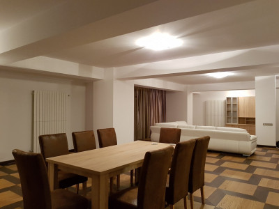 Apartament de inchiriat Kiseleff cu terasa de 50mp