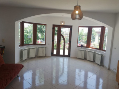 Vanzare vila P+1+M Mamaia Sat